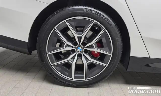 BMW 5 серия 2025 2.0 автомат (гидро), миниатюра 4 BMW 5 серия 2025 2.0 автомат (гидро), миниатюра 4