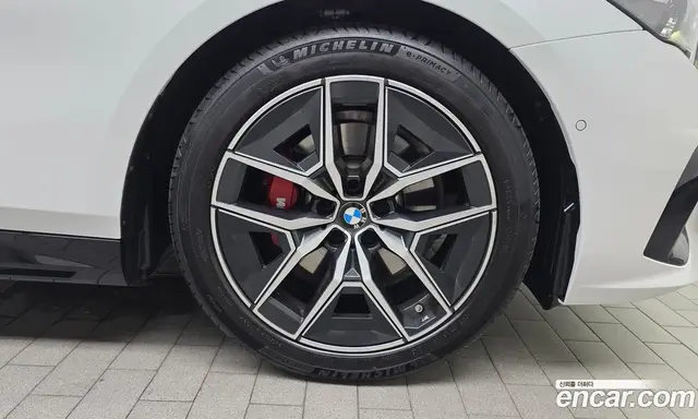 BMW 5 серия 2025 2.0 автомат (гидро), миниатюра 6 BMW 5 серия 2025 2.0 автомат (гидро), миниатюра 6