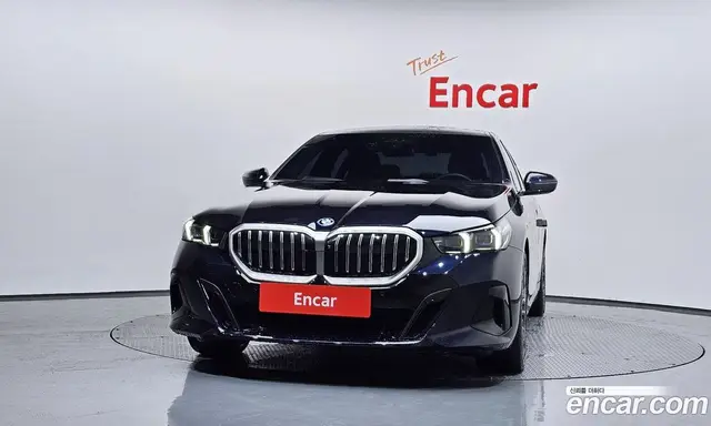 BMW 5 серия 2025 2.0 автомат (гидро), миниатюра 3 BMW 5 серия 2025 2.0 автомат (гидро), миниатюра 3