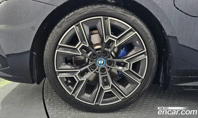 BMW 5 серия 2025 2.0 автомат (гидро), миниатюра 5 BMW 5 серия 2025 2.0 автомат (гидро), миниатюра 5