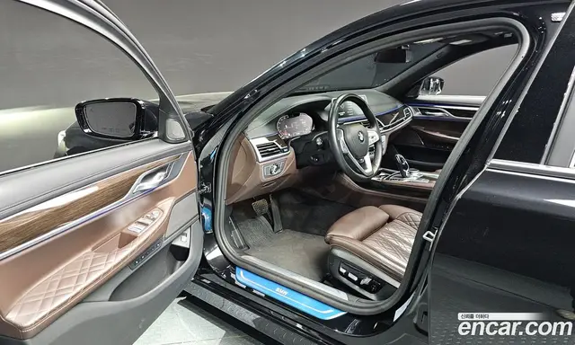 BMW 7 серия 2020 3.0 автомат (гидро), миниатюра 10 BMW 7 серия 2020 3.0 автомат (гидро), миниатюра 10