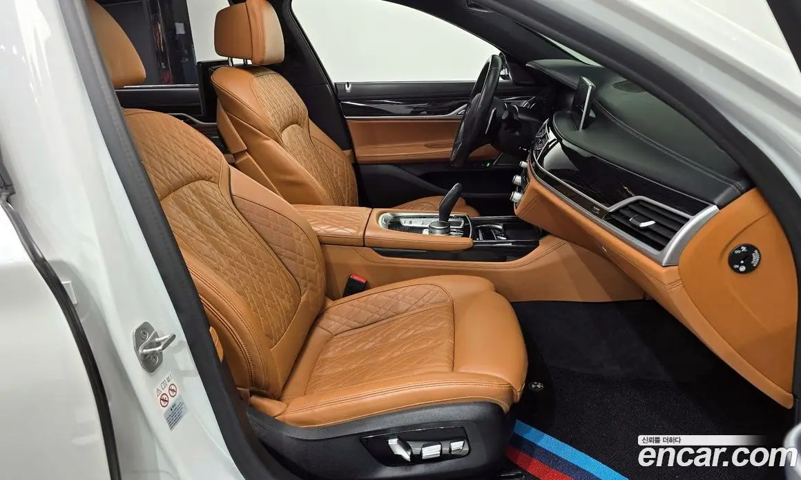 BMW 7 серия 2021 3.0 автомат (гидро), фото 12 BMW 7 серия 2021 3.0 автомат (гидро), фото 12