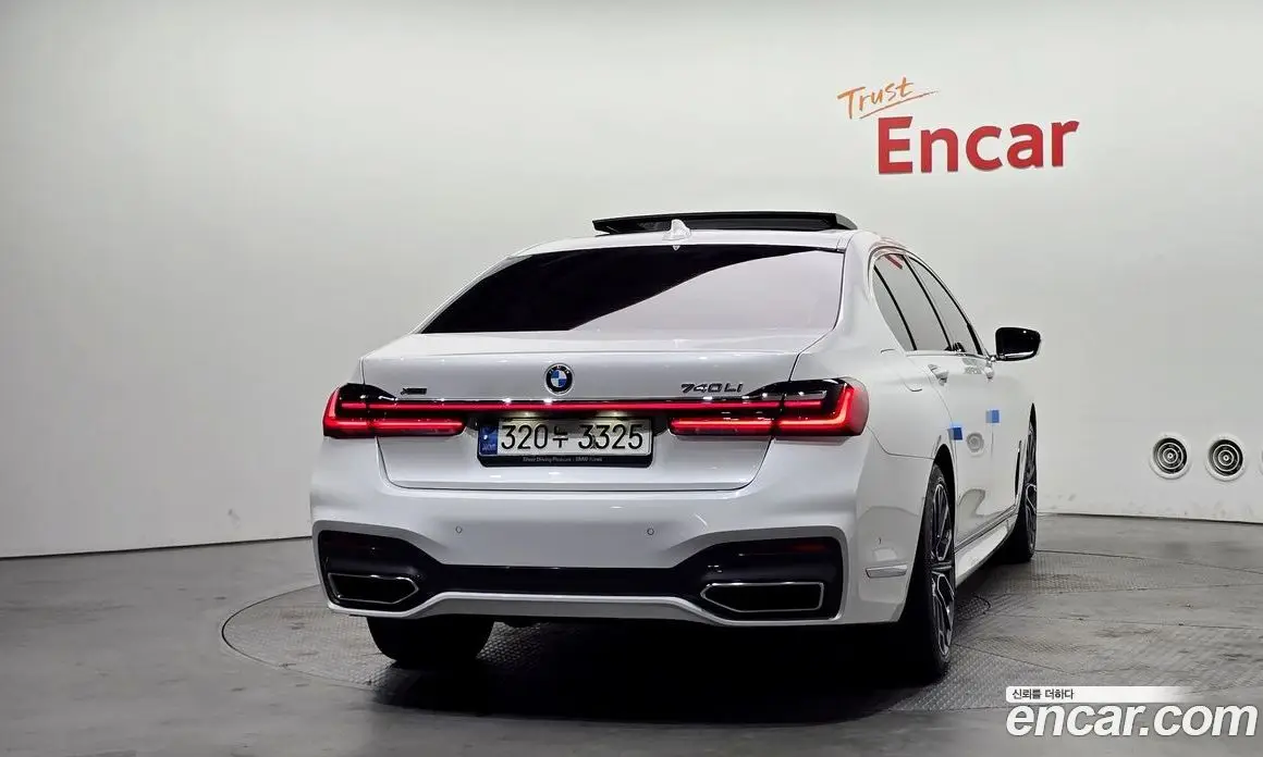 BMW 7 серия 2021 3.0 автомат (гидро), фото 4 BMW 7 серия 2021 3.0 автомат (гидро), фото 4