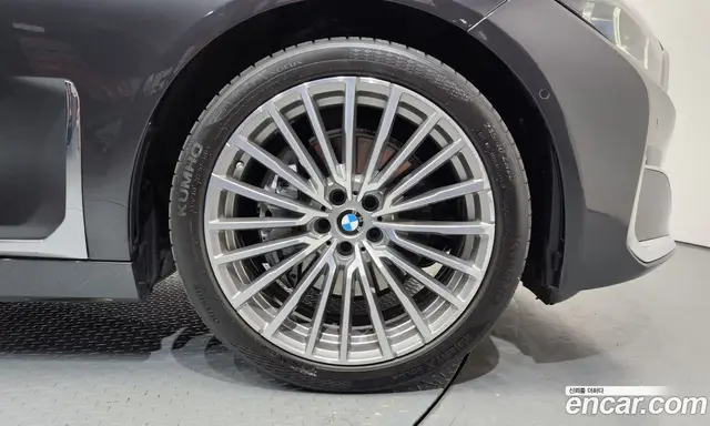 BMW 7 серия 2022 3.0 автомат (гидро), миниатюра 5