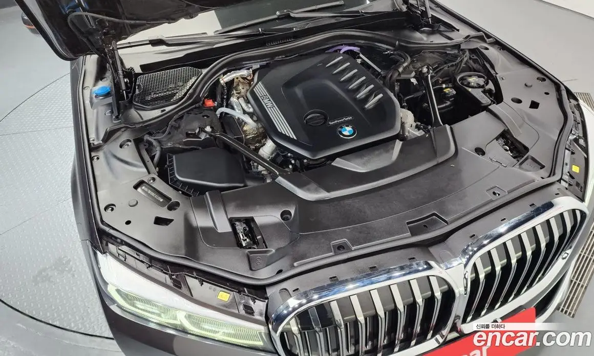 BMW 7 серия 2022 3.0 автомат (гидро), фото 6
