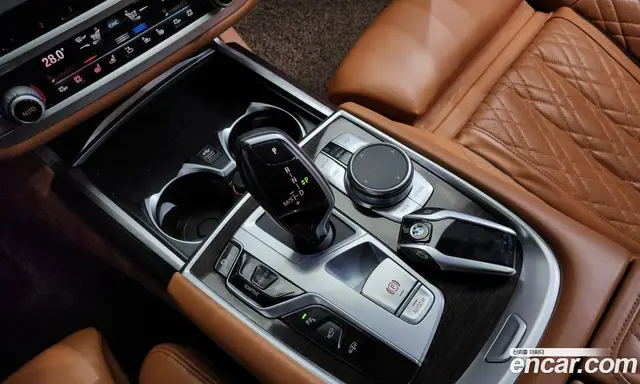 BMW 7 серия 2022 3.0 автомат (гидро), миниатюра 9
