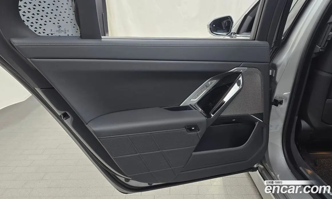 BMW 7 серия 2024 3.0 автомат (гидро), фото 14 BMW 7 серия 2024 3.0 автомат (гидро), фото 14