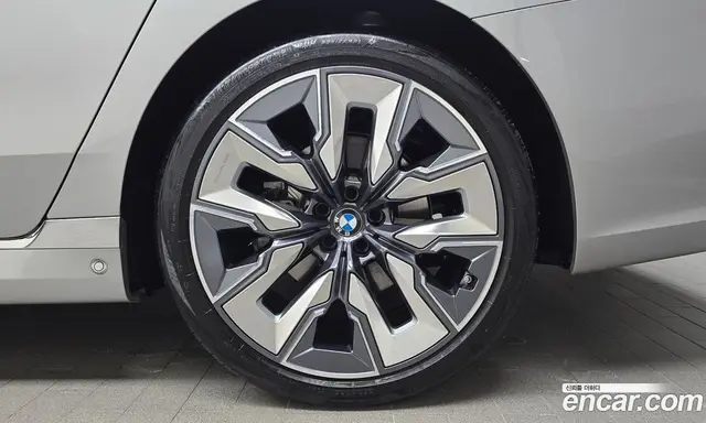 BMW 7 серия 2024 3.0 автомат (гидро), миниатюра 6 BMW 7 серия 2024 3.0 автомат (гидро), миниатюра 6