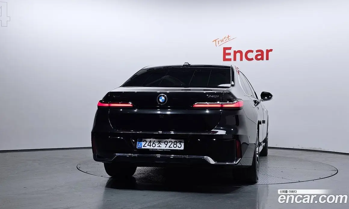 BMW 7 серия 2025 3.0 автомат (гидро), фото 4 BMW 7 серия 2025 3.0 автомат (гидро), фото 4