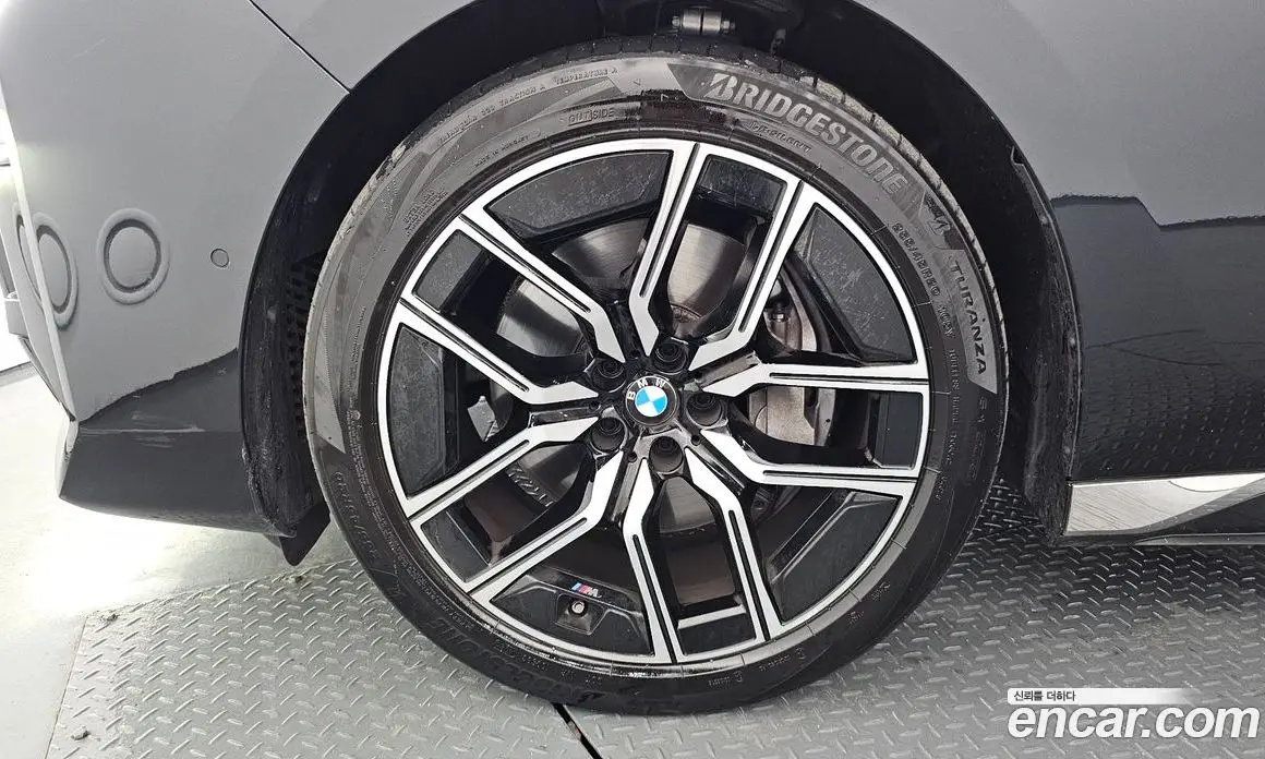 BMW 7 серия 2025 3.0 автомат (гидро), фото 5 BMW 7 серия 2025 3.0 автомат (гидро), фото 5
