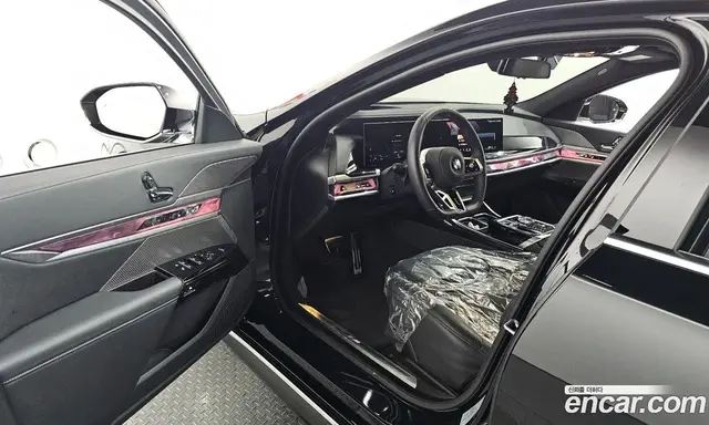 BMW 7 серия 2025 3.0 автомат (гидро), миниатюра 10 BMW 7 серия 2025 3.0 автомат (гидро), миниатюра 10