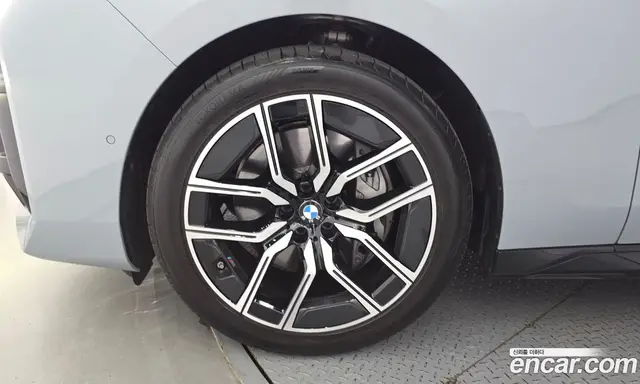 BMW 7 серия 2026 3.0 автомат (гидро), миниатюра 5