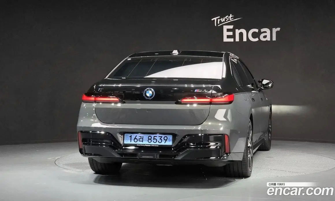 BMW i7 2024 0.3 автомат (гидро), фото 4 BMW i7 2024 0.3 автомат (гидро), фото 4