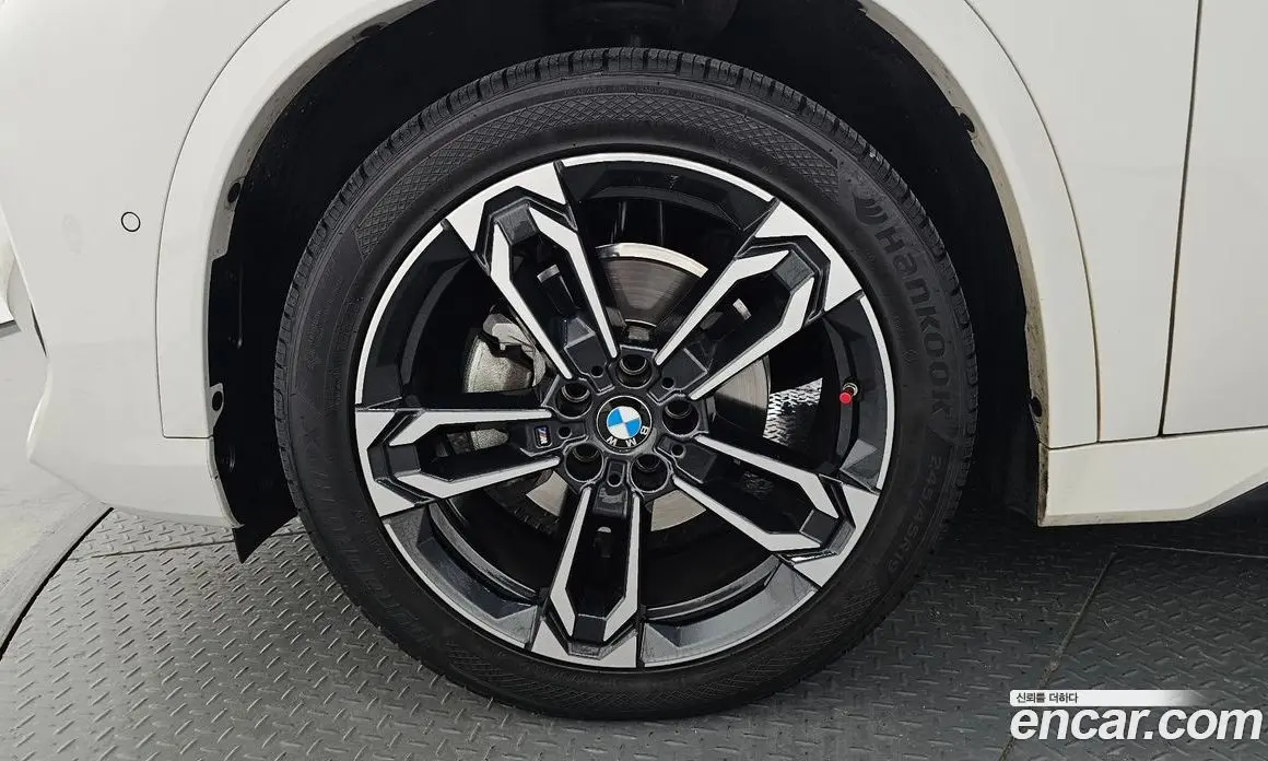 BMW X1 2024 2.0 автомат (гидро), фото 5 BMW X1 2024 2.0 автомат (гидро), фото 5