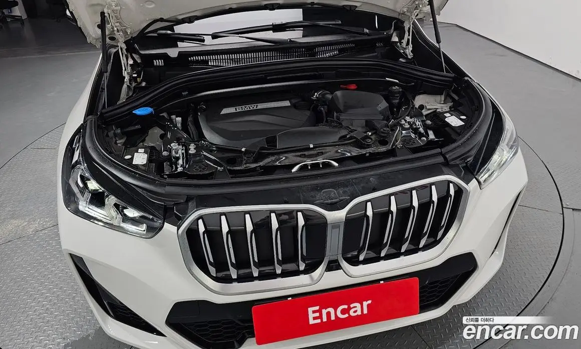 BMW X1 2024 2.0 автомат (гидро), фото 6 BMW X1 2024 2.0 автомат (гидро), фото 6