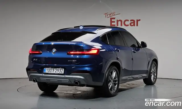 BMW X4 2021 2.0 автомат (гидро), миниатюра 1