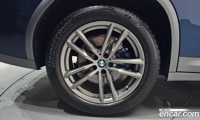 BMW X4 2021 2.0 автомат (гидро), миниатюра 6