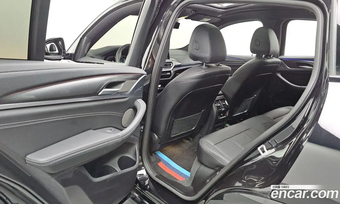 BMW X4 2022 2.0 автомат (гидро), фото 16
