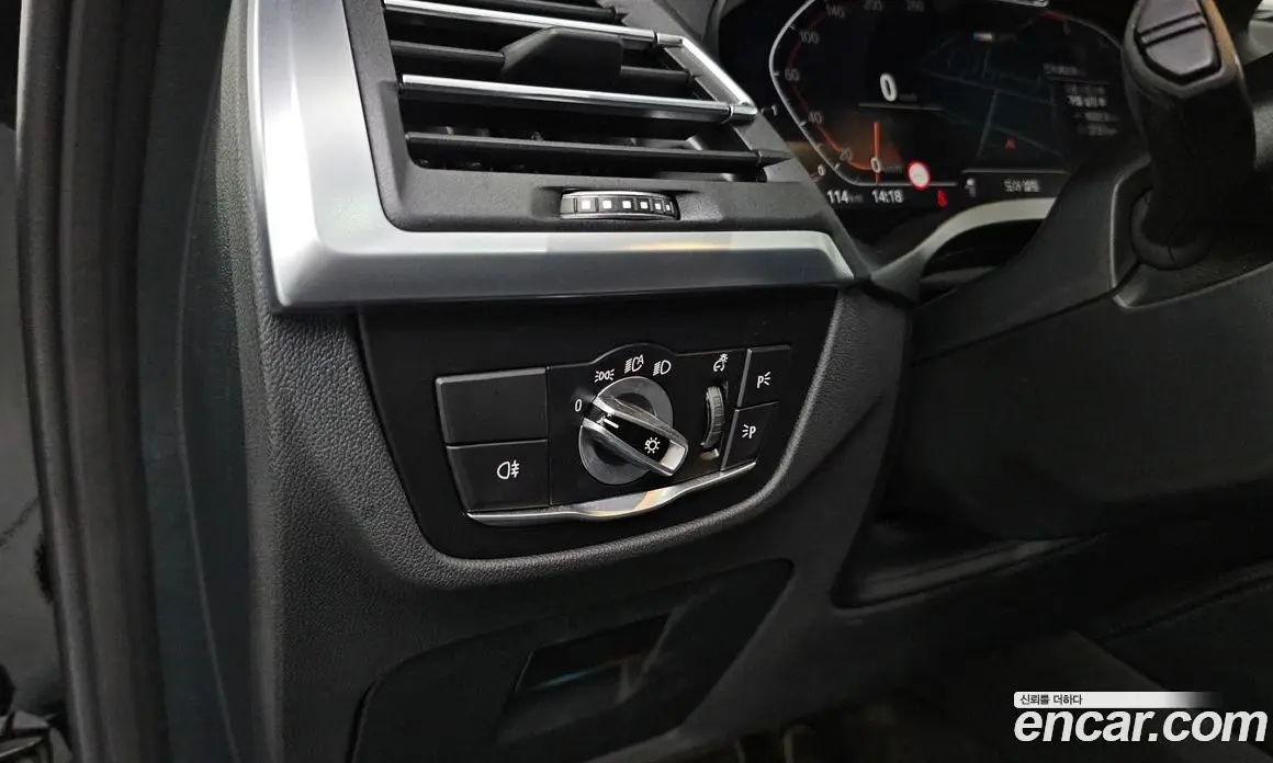 BMW X4 2022 2.0 автомат (гидро), фото 24