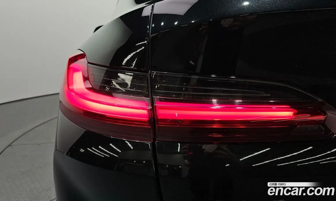 BMW X4 2022 2.0 автомат (гидро), фото 9