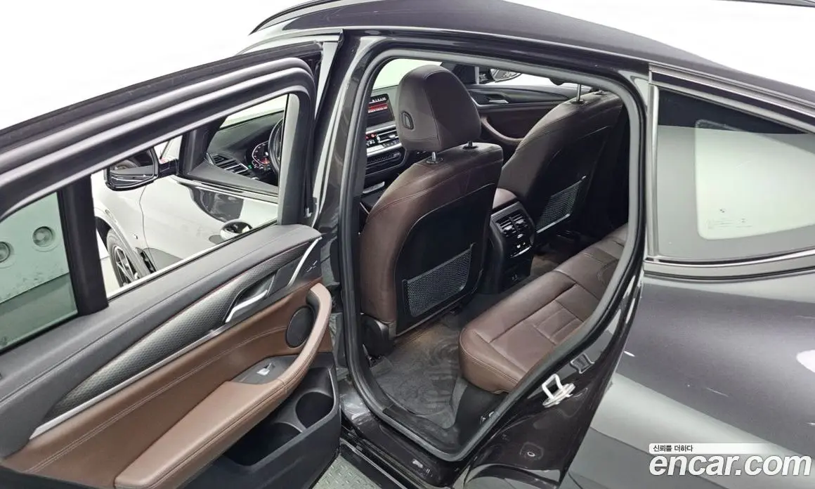 BMW X4 2023 2.0 автомат (гидро), фото 17 BMW X4 2023 2.0 автомат (гидро), фото 17