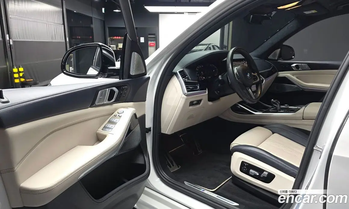 BMW X7 2021 4.4 автомат (гидро), фото 13 BMW X7 2021 4.4 автомат (гидро), фото 13