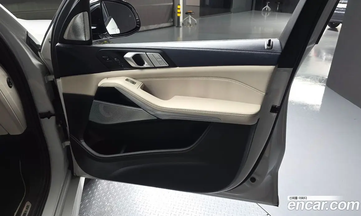 BMW X7 2021 4.4 автомат (гидро), фото 14 BMW X7 2021 4.4 автомат (гидро), фото 14