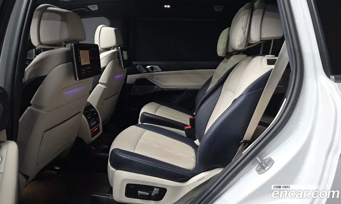 BMW X7 2021 4.4 автомат (гидро), фото 16 BMW X7 2021 4.4 автомат (гидро), фото 16