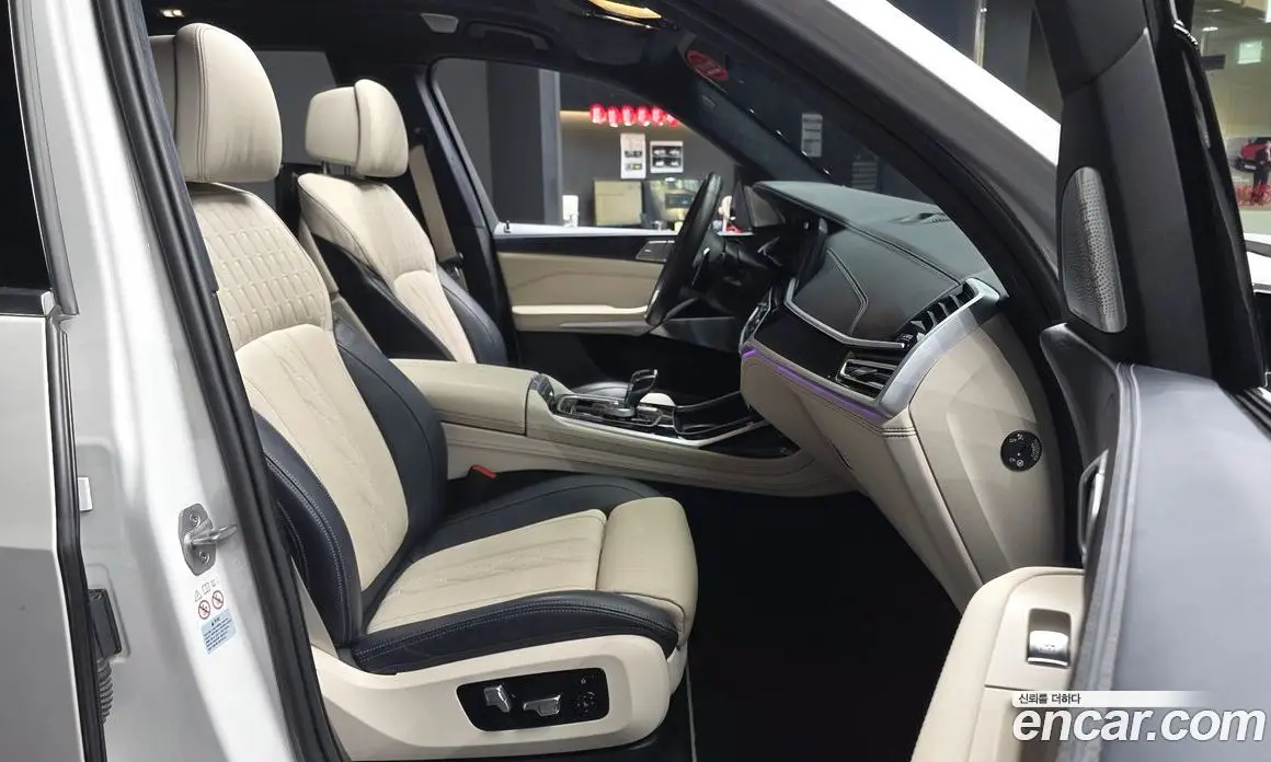 BMW X7 2021 4.4 автомат (гидро), фото 18 BMW X7 2021 4.4 автомат (гидро), фото 18
