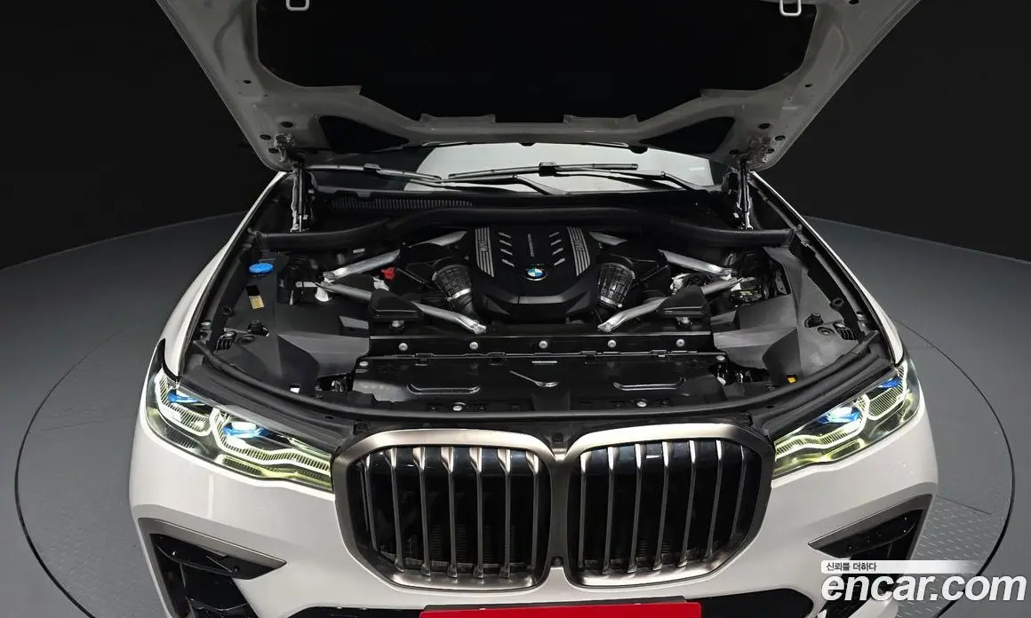 BMW X7 2021 4.4 автомат (гидро), фото 6 BMW X7 2021 4.4 автомат (гидро), фото 6