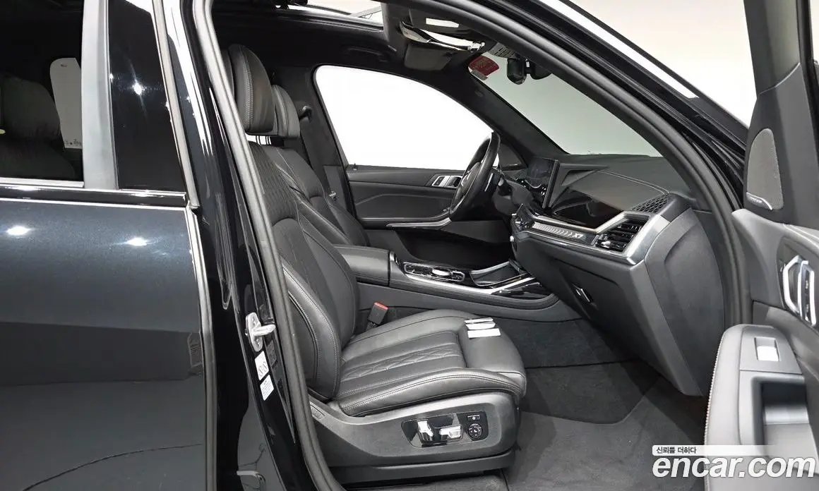 BMW X7 2023 3.0 автомат (гидро), фото 15