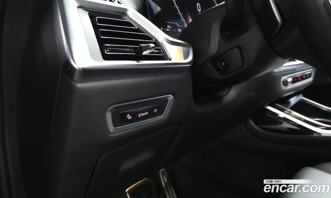BMW X7 2023 3.0 автомат (гидро), фото 28
