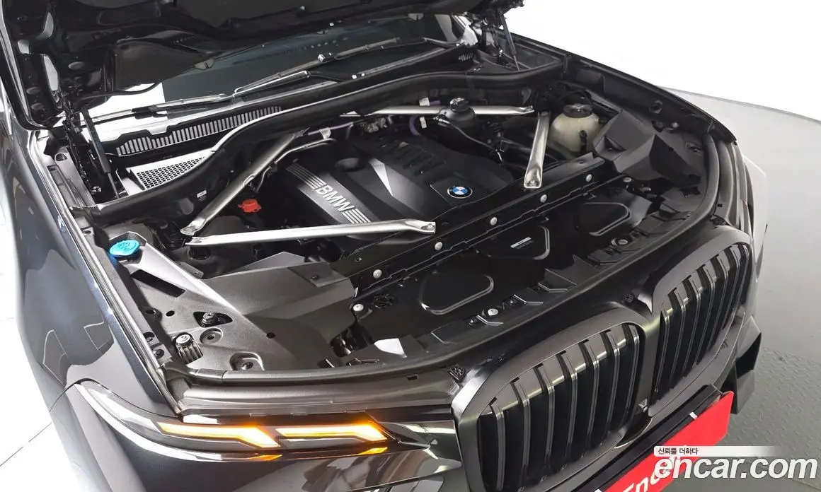 BMW X7 2023 3.0 автомат (гидро), фото 5