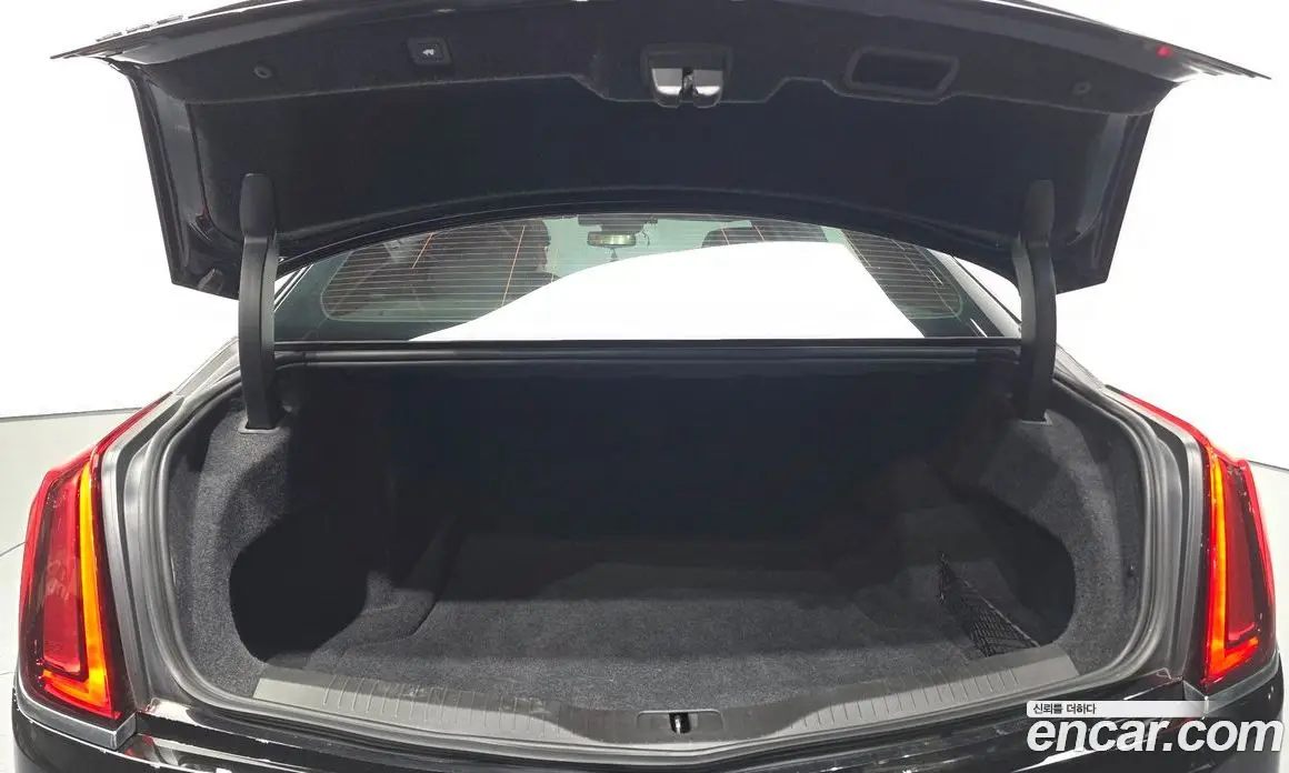 Cadillac CT6 2017 3.6 автомат (гидро), фото 20 Cadillac CT6 2017 3.6 автомат (гидро), фото 20