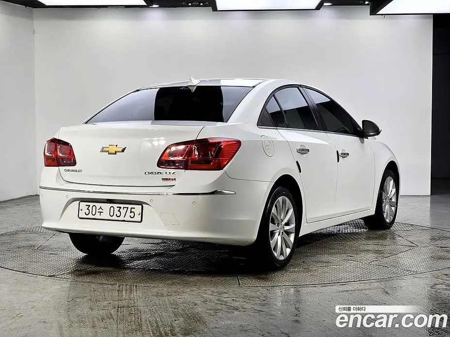Chevrolet Cruze 2015 1.4 автомат (гидро), фото 4 Chevrolet Cruze 2015 1.4 автомат (гидро), фото 4