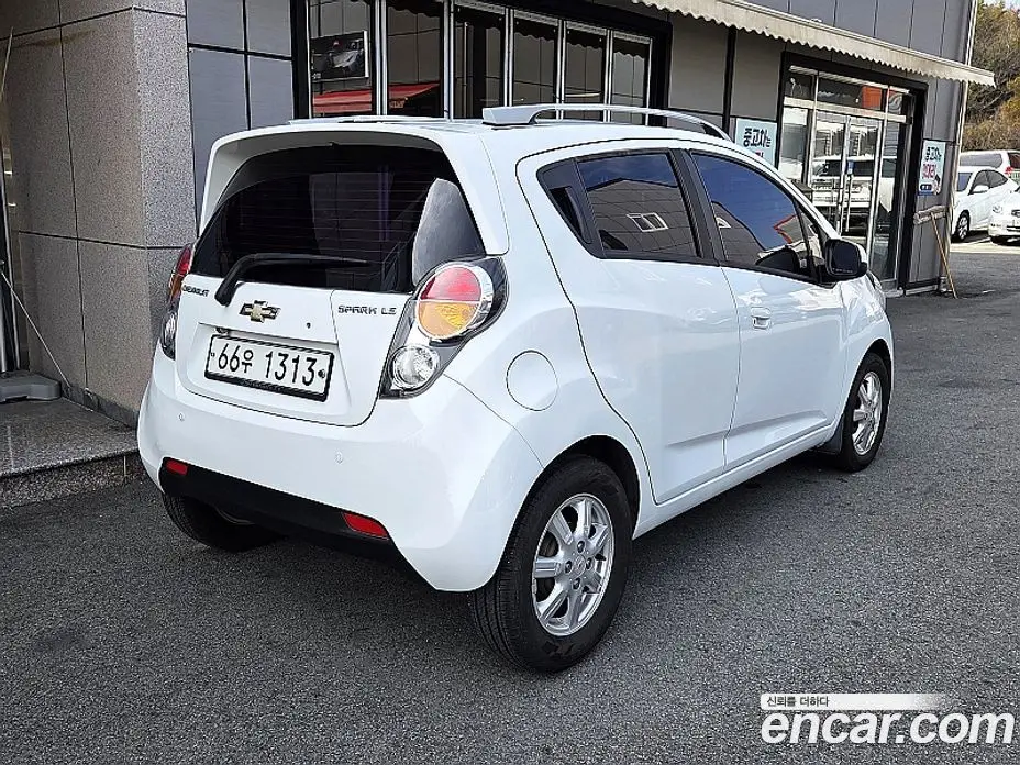 Chevrolet Spark 2012 1.0 автомат (гидро), фото 3