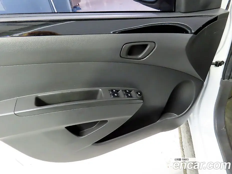 Chevrolet Spark 2012 1.0 автомат (гидро), фото 15 Chevrolet Spark 2012 1.0 автомат (гидро), фото 15