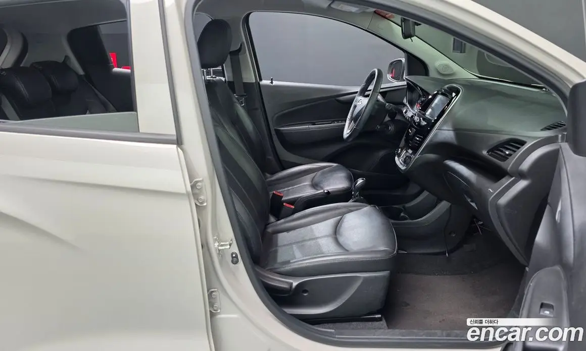 Chevrolet Spark 2016 1.0 автомат (робот), фото 16 Chevrolet Spark 2016 1.0 автомат (робот), фото 16