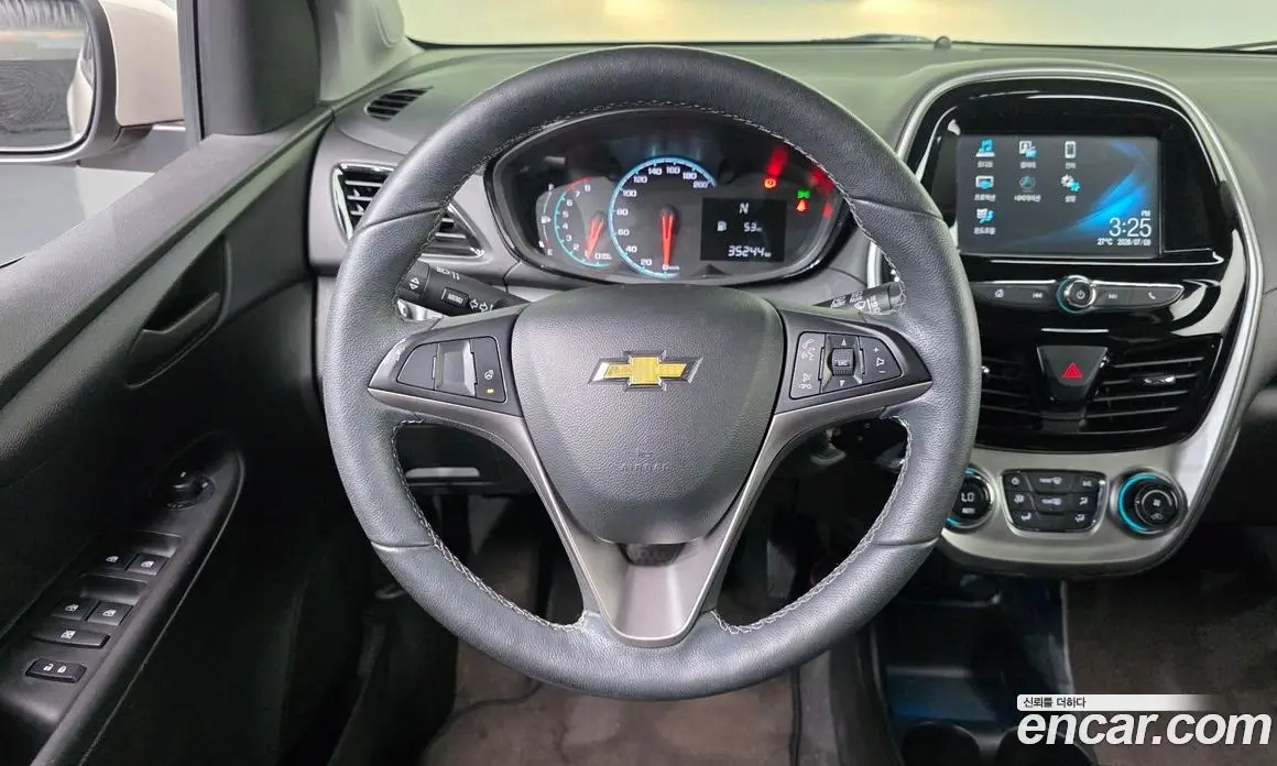 Chevrolet Spark 2016 1.0 автомат (робот), фото 19 Chevrolet Spark 2016 1.0 автомат (робот), фото 19
