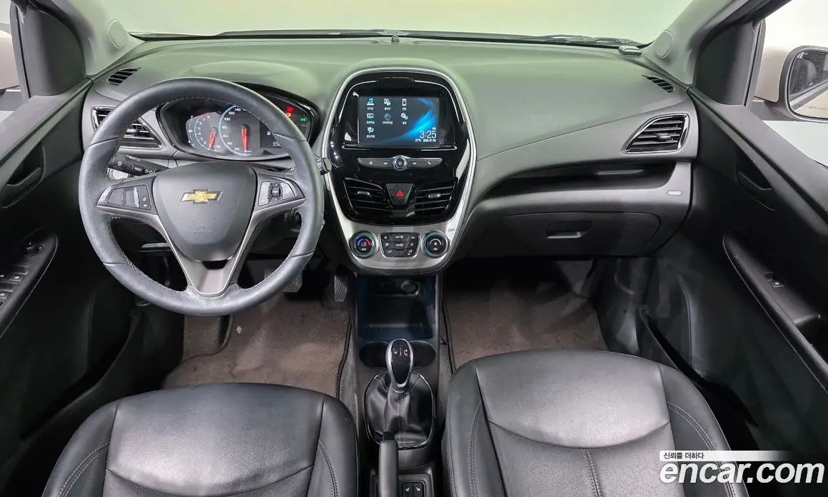 Chevrolet Spark 2016 1.0 автомат (робот), фото 10 Chevrolet Spark 2016 1.0 автомат (робот), фото 10
