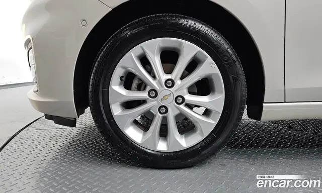 Chevrolet Spark 2018 1.0 автомат (гидро), миниатюра 5