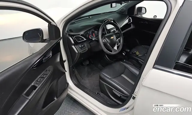 Chevrolet Spark 2018 1.0 автомат (гидро), миниатюра 10