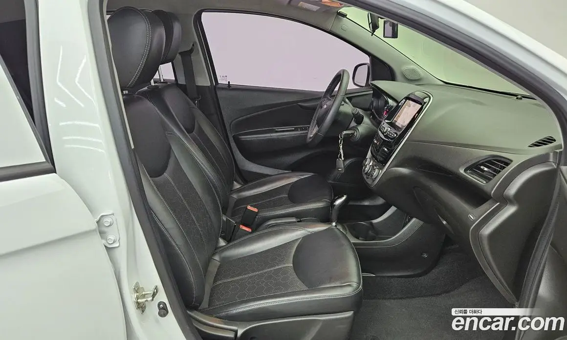 Chevrolet Spark 2018 1.0 автомат (гидро), фото 16 Chevrolet Spark 2018 1.0 автомат (гидро), фото 16