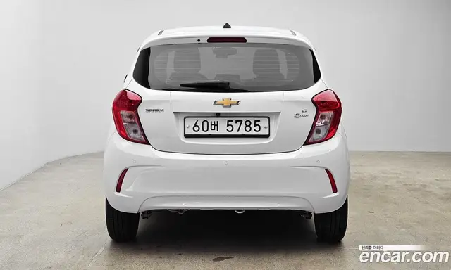 Chevrolet Spark 2018 1.0 автомат (гидро), миниатюра 4 Chevrolet Spark 2018 1.0 автомат (гидро), миниатюра 4