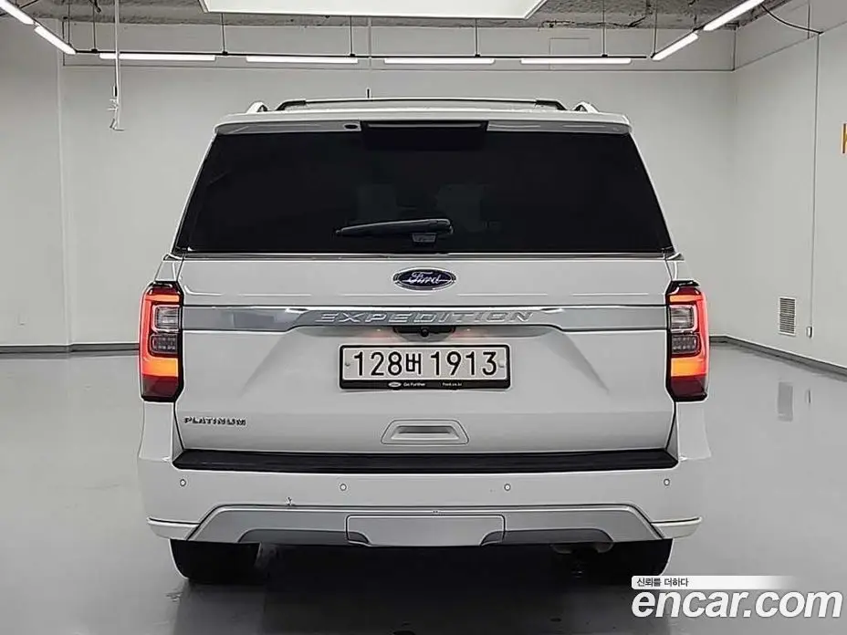 Ford Expedition 2021 3.5 автомат (гидро), фото 3 Ford Expedition 2021 3.5 автомат (гидро), фото 3