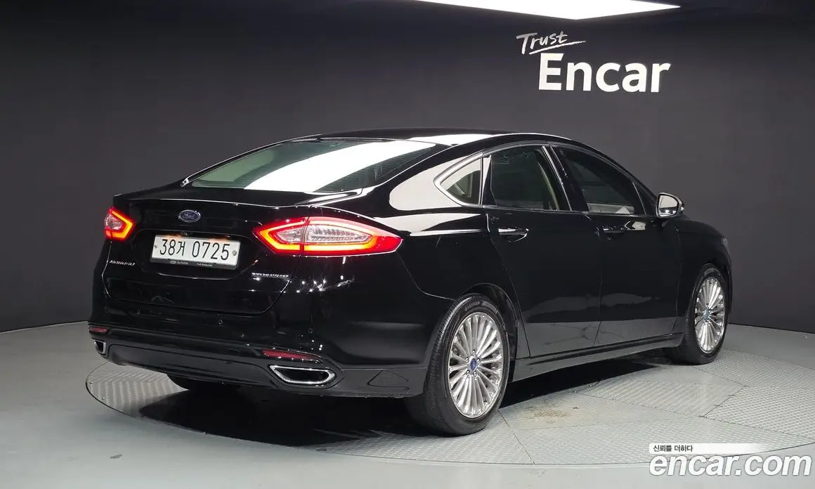 Ford Mondeo 2016 2.0 автомат (гидро), фото 2 Ford Mondeo 2016 2.0 автомат (гидро), фото 2