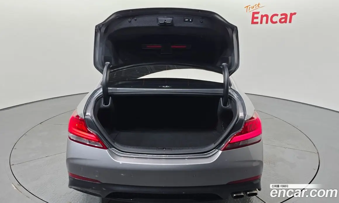 Genesis G70 2019 2.0 автомат (гидро), фото 24 Genesis G70 2019 2.0 автомат (гидро), фото 24