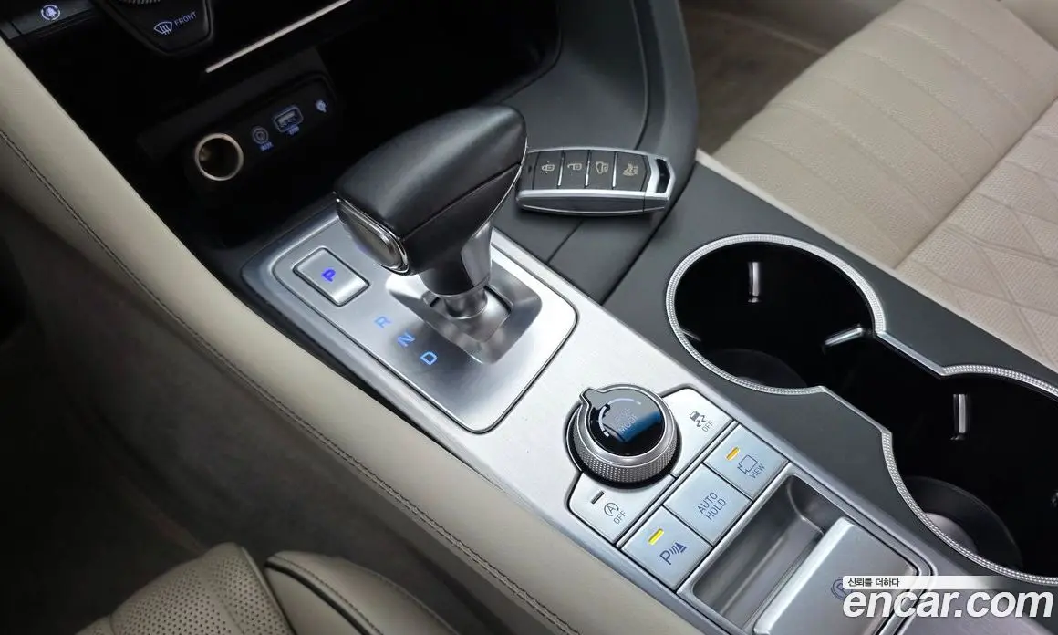 Genesis G70 2019 3.3 автомат (гидро), фото 12 Genesis G70 2019 3.3 автомат (гидро), фото 12