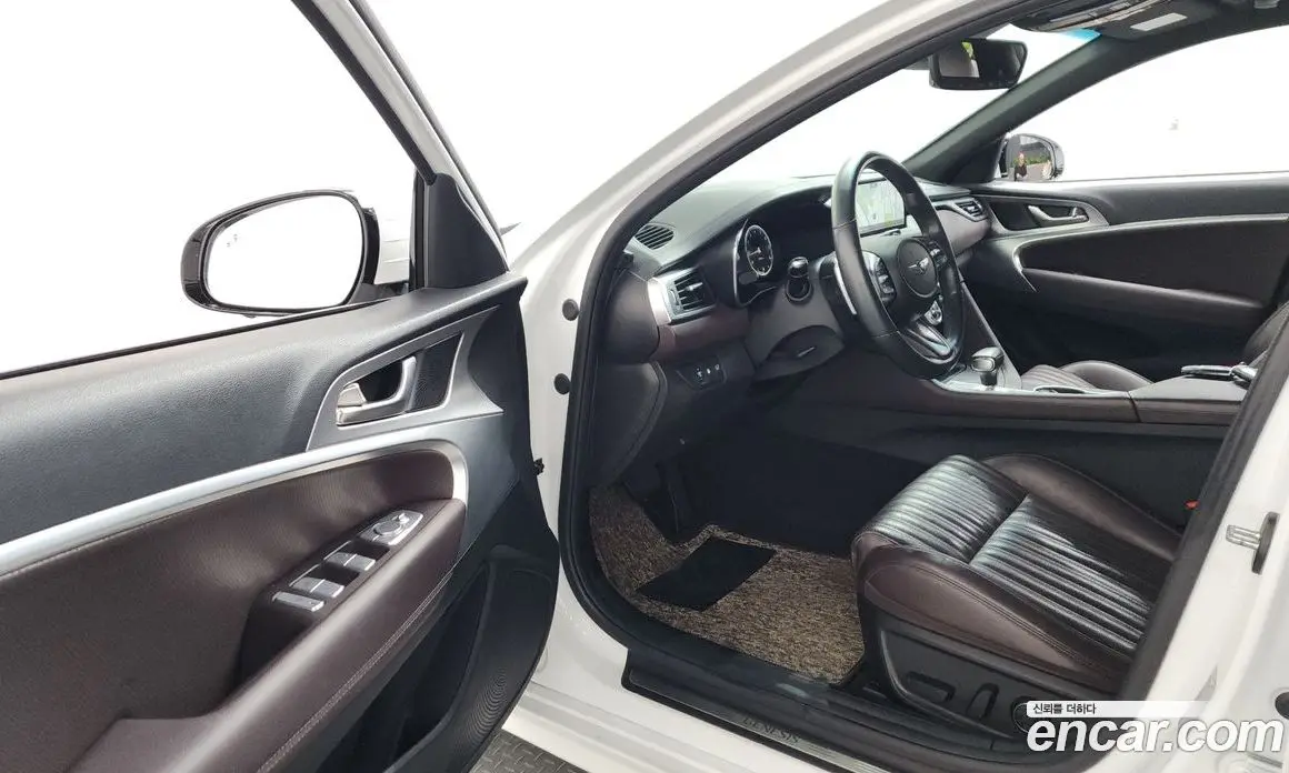 Genesis G70 2021 2.0 автомат (гидро), фото 13 Genesis G70 2021 2.0 автомат (гидро), фото 13