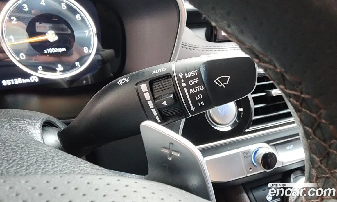 Genesis G70 2021 2.0 автомат (гидро), фото 30 Genesis G70 2021 2.0 автомат (гидро), фото 30